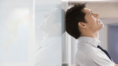 À la découverte de la démission silencieuse : stratégies pour surmonter le désengagement et revitaliser votre équipe